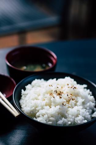 Rice with sesame seeds