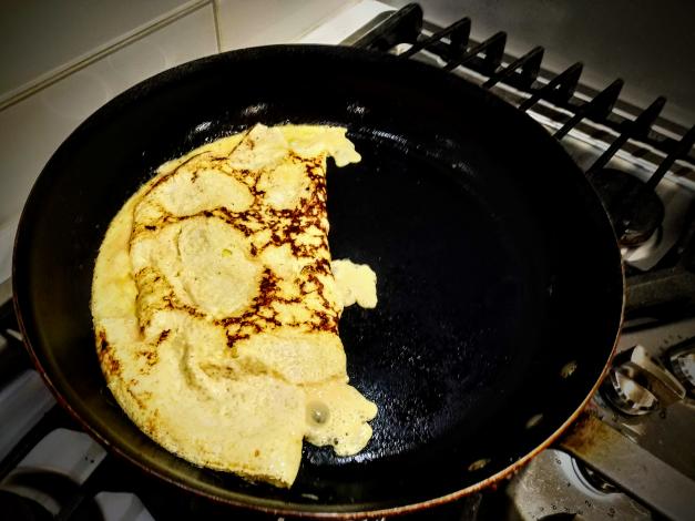Omelet in pan