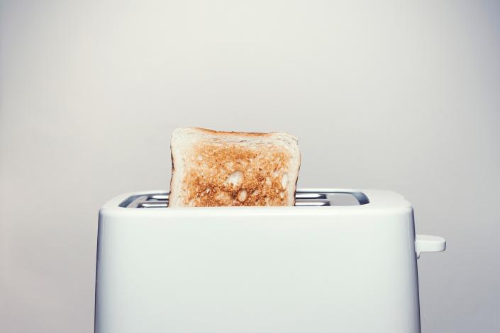 Toaster with toast