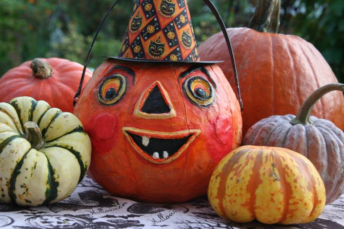 Pumpkin with face on it
