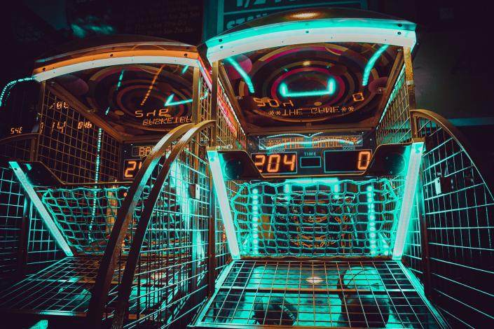 Basketball arcade game