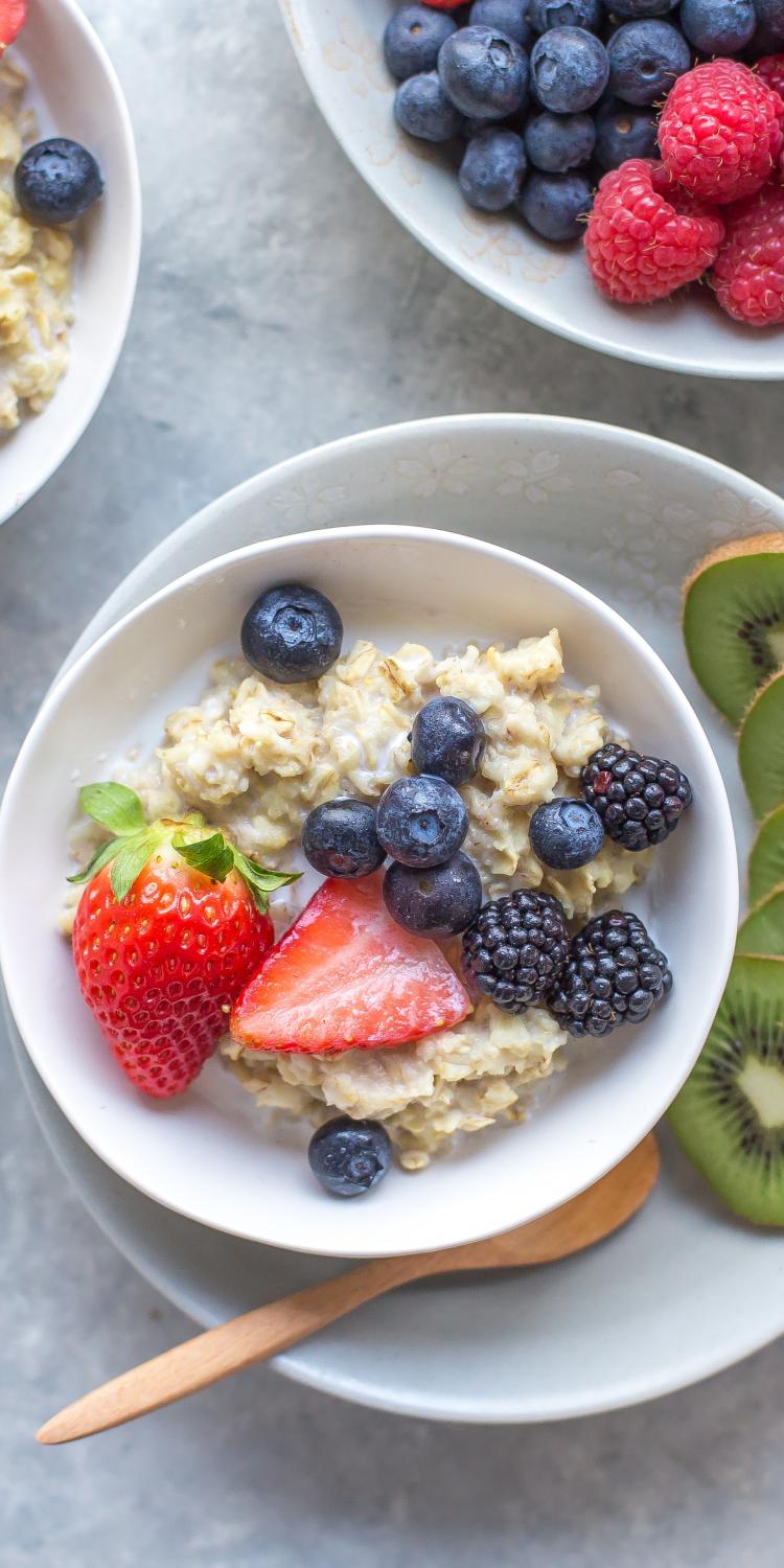 Oatmeal and fruit