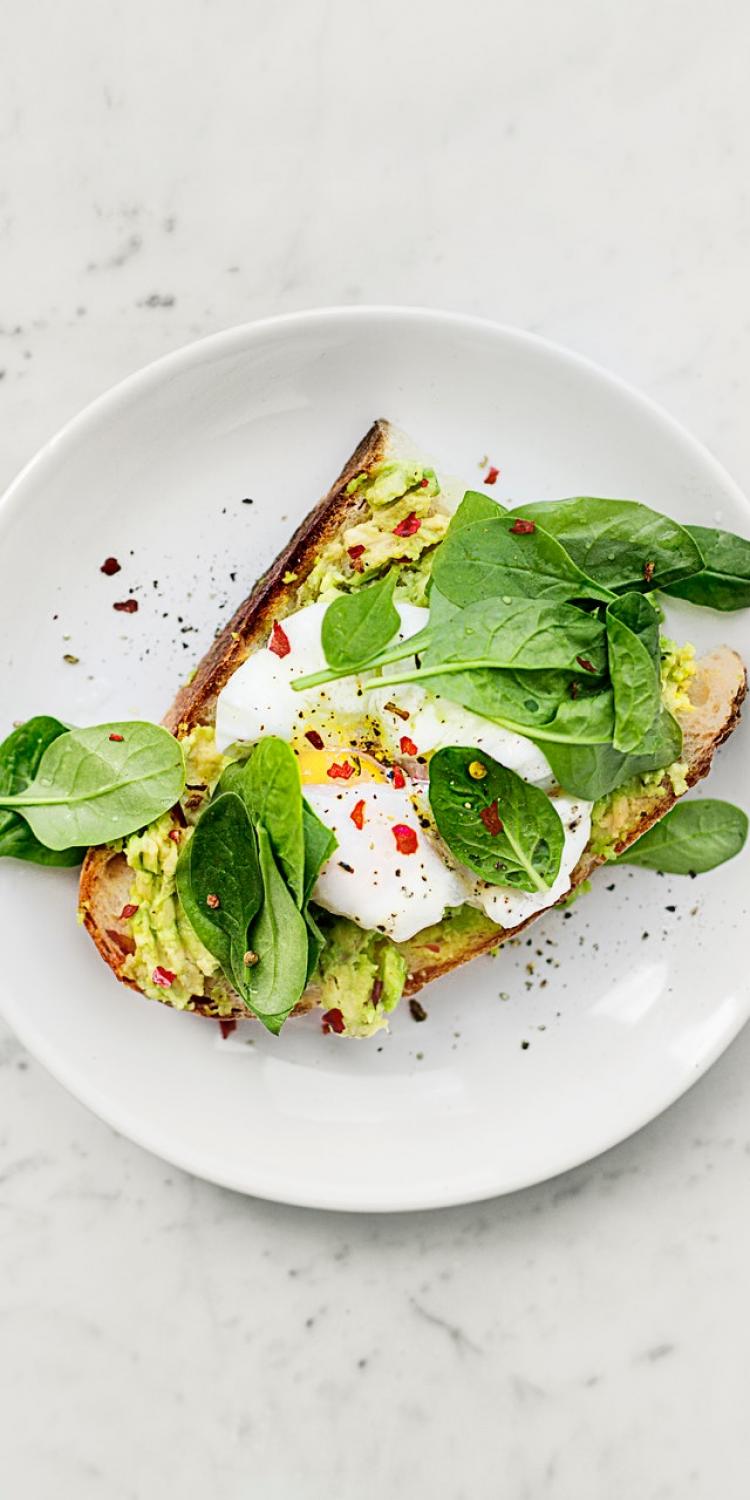 Vegetable sandwich on plate