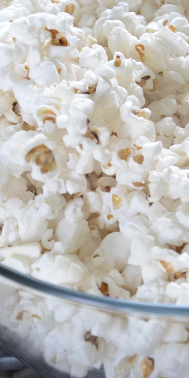 Popcorn in bowl