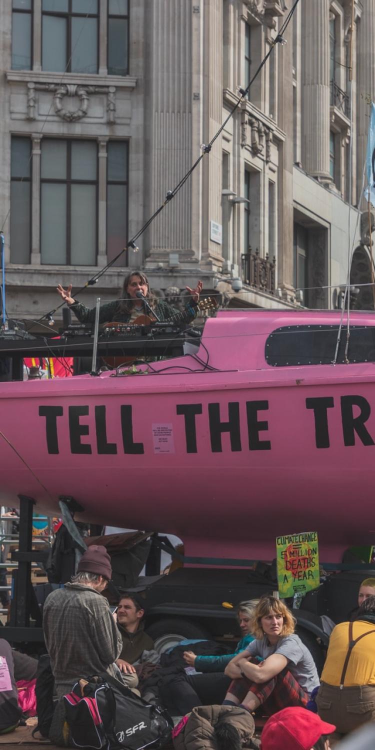 Tell the truth written on submarine